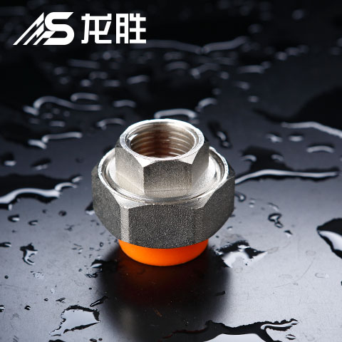 皮爾特水管多少錢一根？這2個價格差距也忒大了吧？